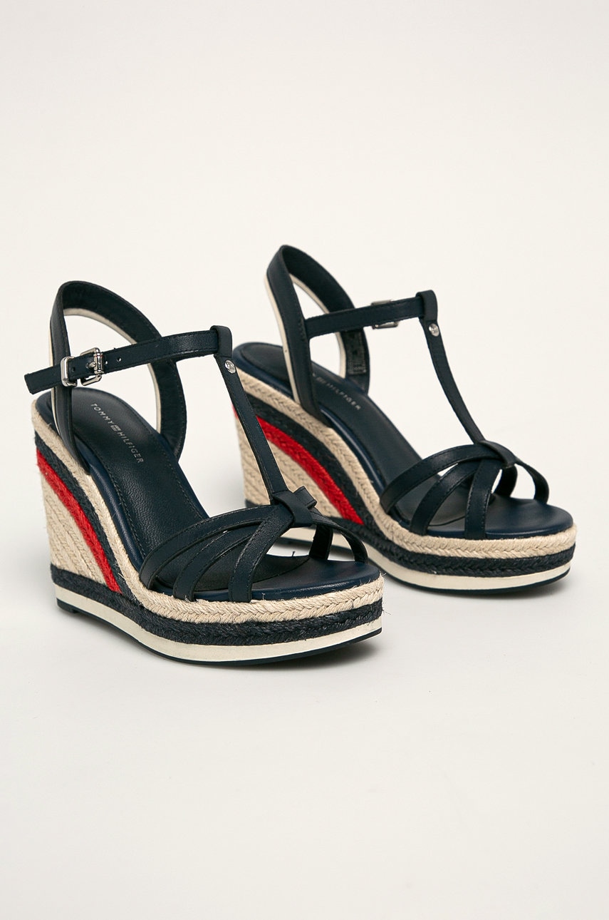 

Tommy Hilfiger - Кожаные сандалии