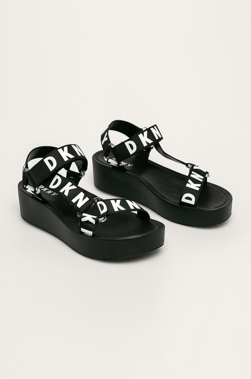 

Dkny - Сандалі