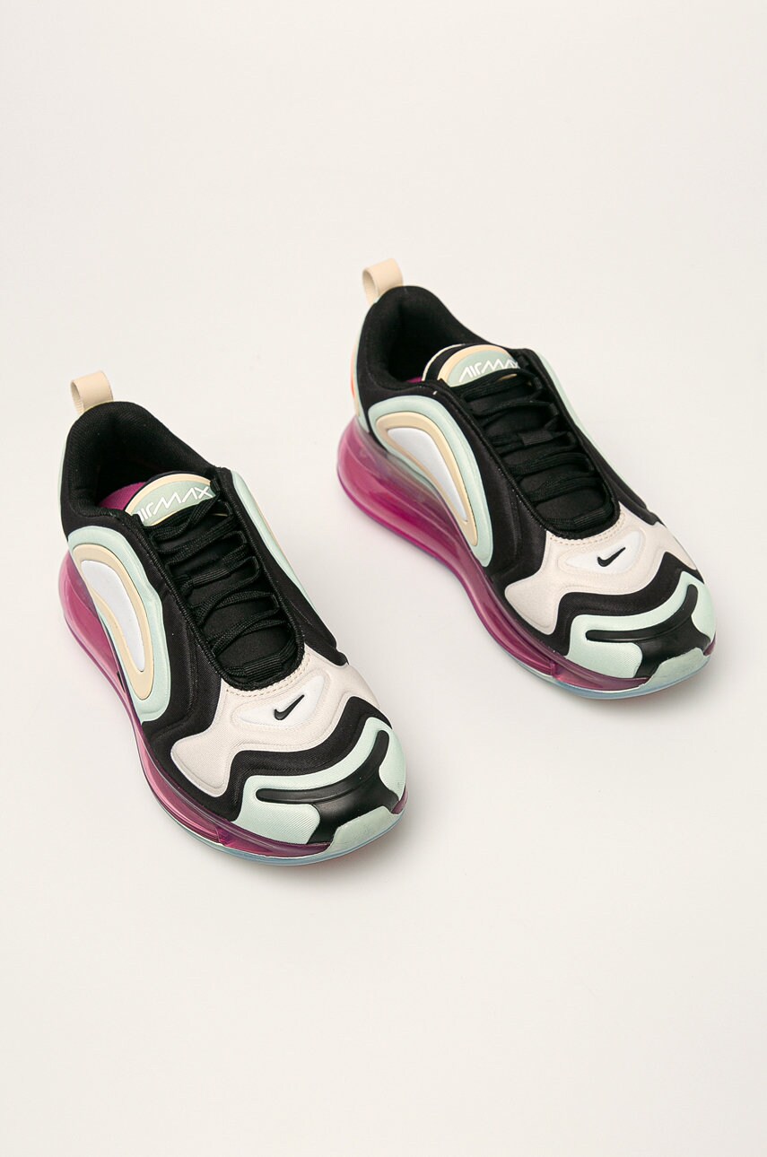 

Nike - Ботинки W Nike Air MAx 720