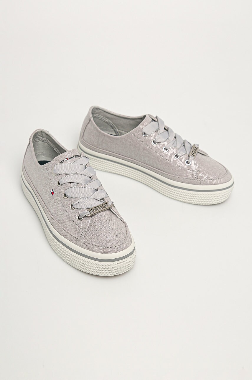 

Tommy Hilfiger - Кеды