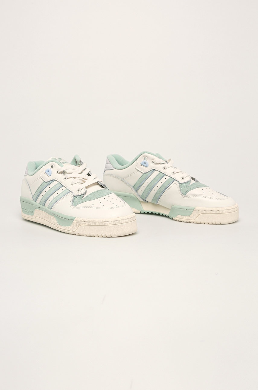 

adidas Originals - Кожаные кроссовки Rivalry