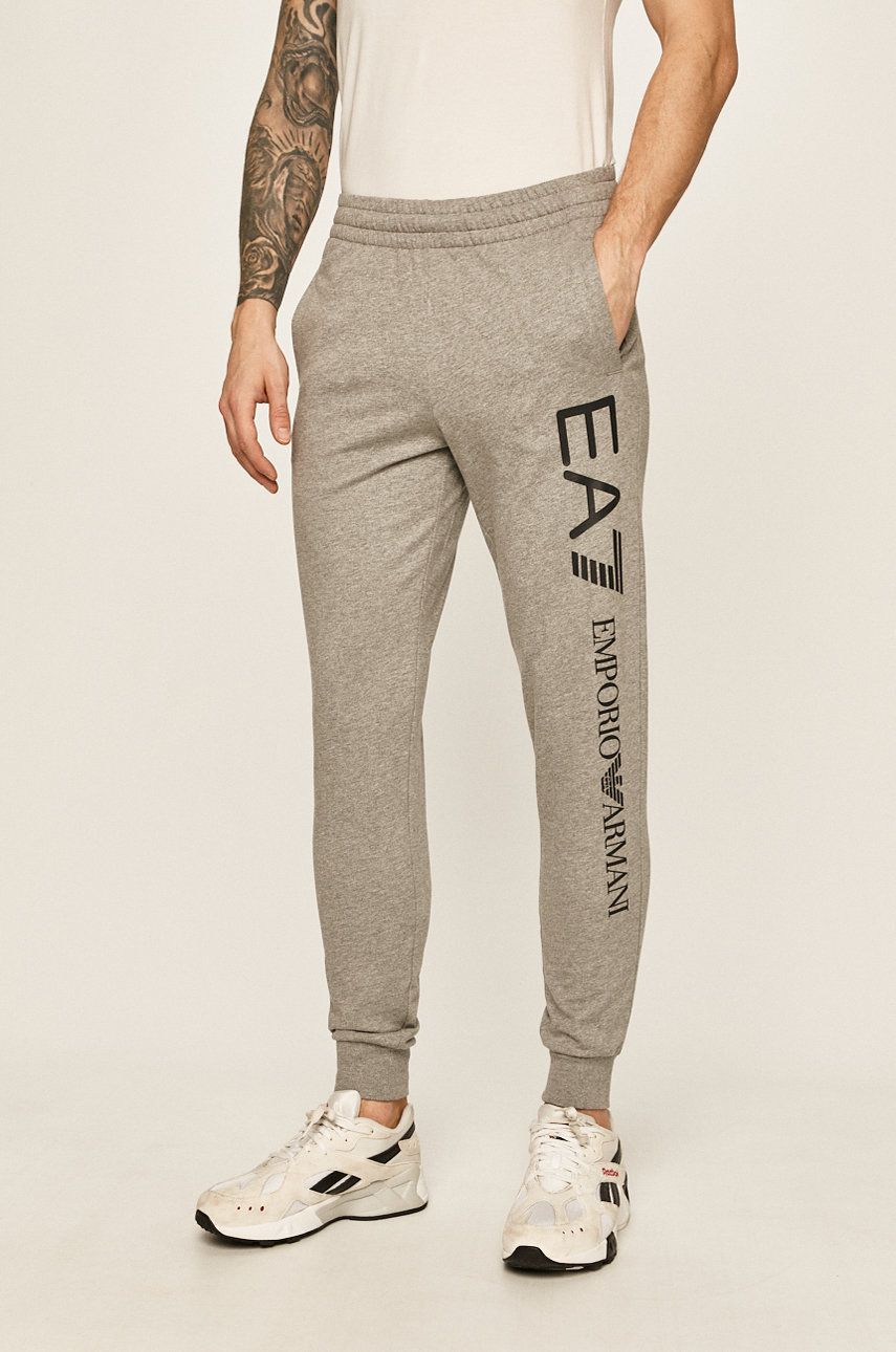 EA7 Emporio Armani Pantaloni 8NPPC1.PJ05Z bărbați, culoarea gri, cu imprimeu answear.ro
