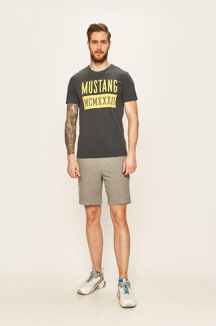 

Quiksilver - Шорты