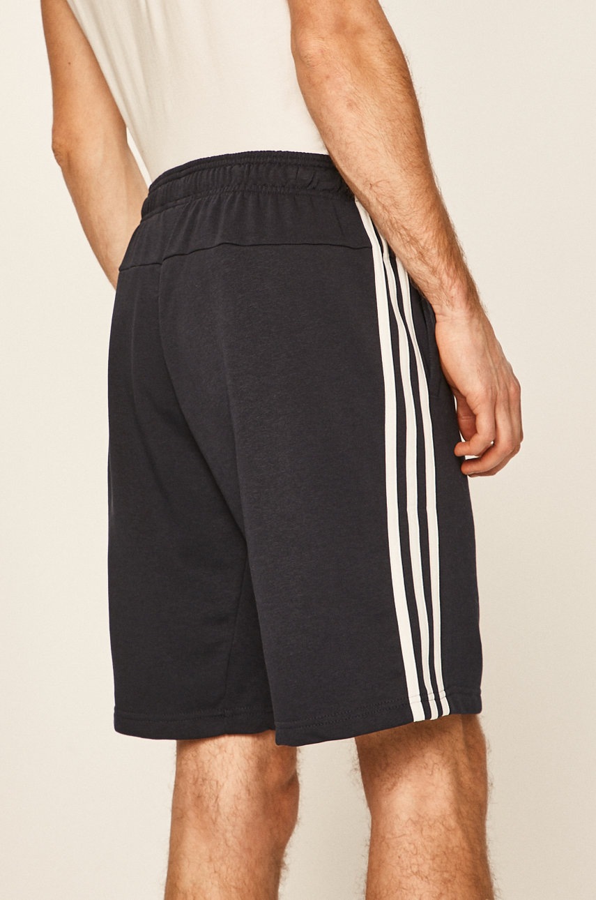 

adidas - Шорти DU7832