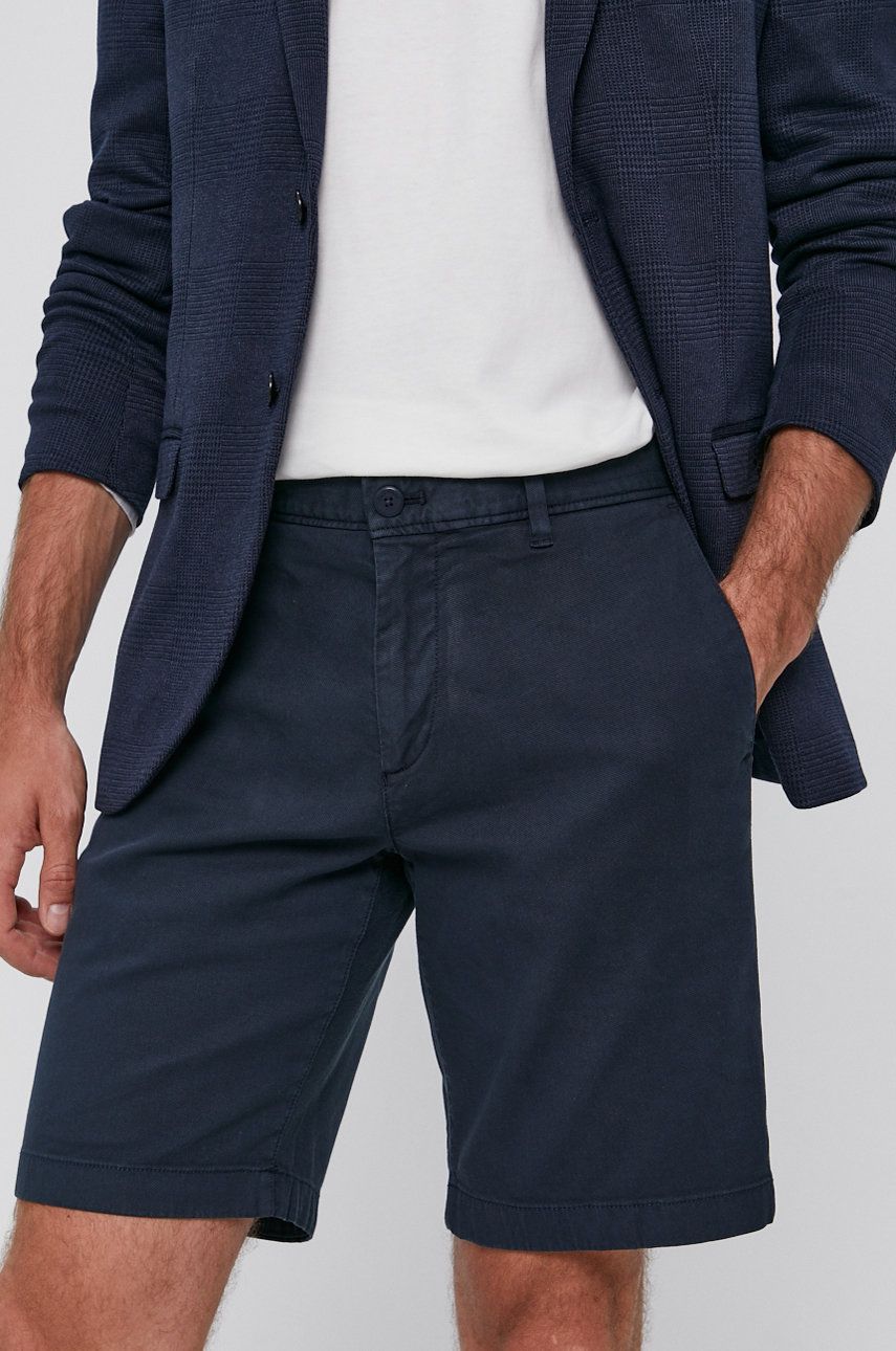 Marc O’Polo Pantaloni scurți bărbați, culoarea albastru marin albastru imagine noua