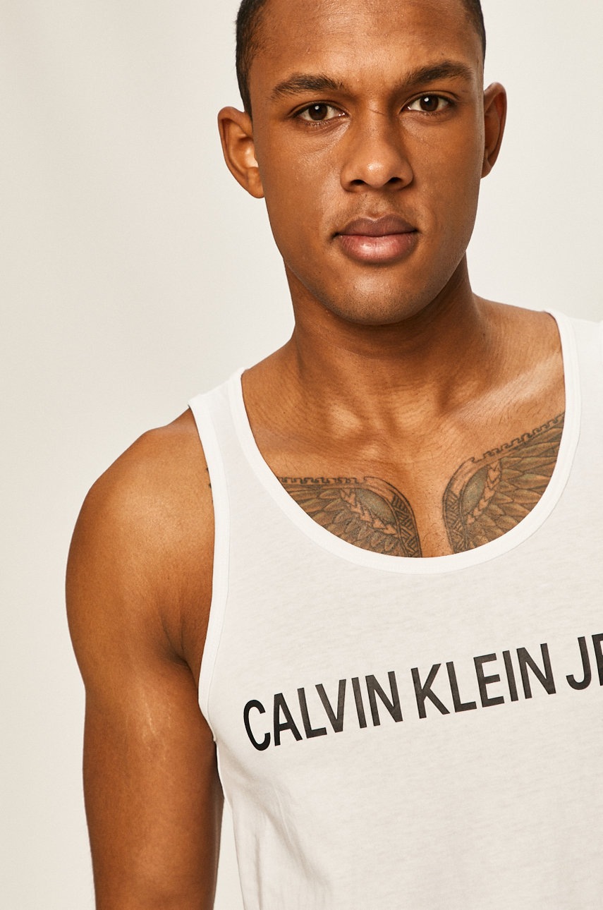 

Тениска Calvin Klein Jeans мъжка в бяло, Бял