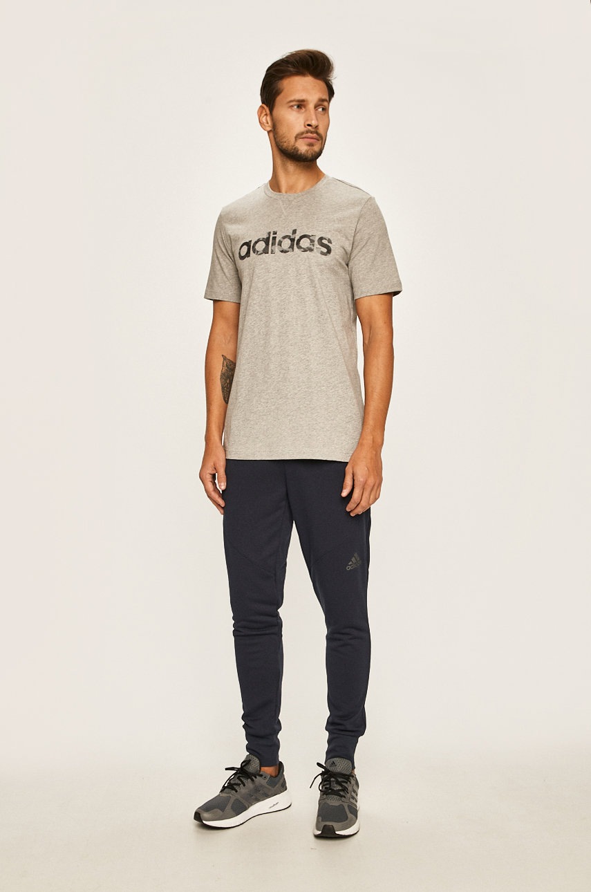 

adidas - Футболка