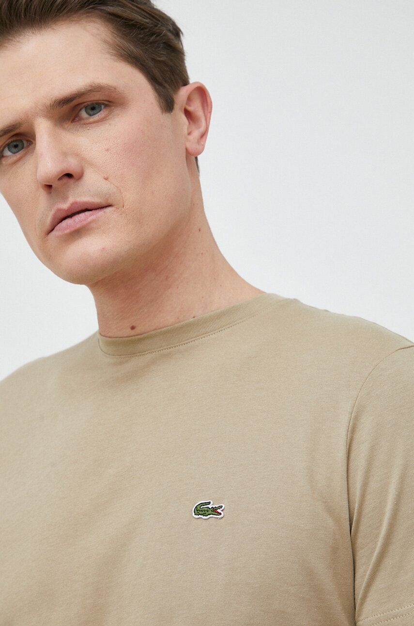 

Хлопковая футболка Lacoste цвет коричневый однотонный