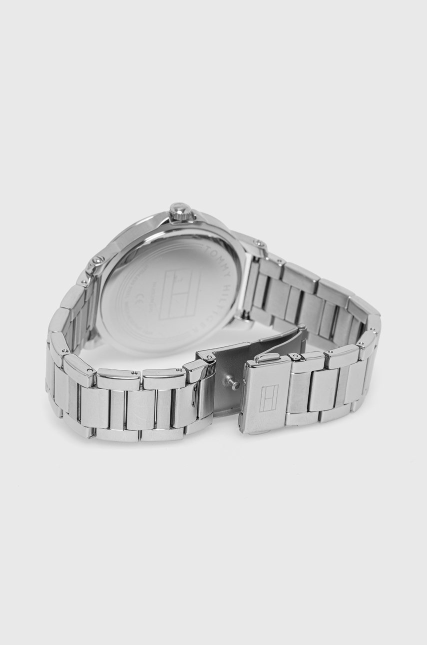 

Tommy Hilfiger - Часы