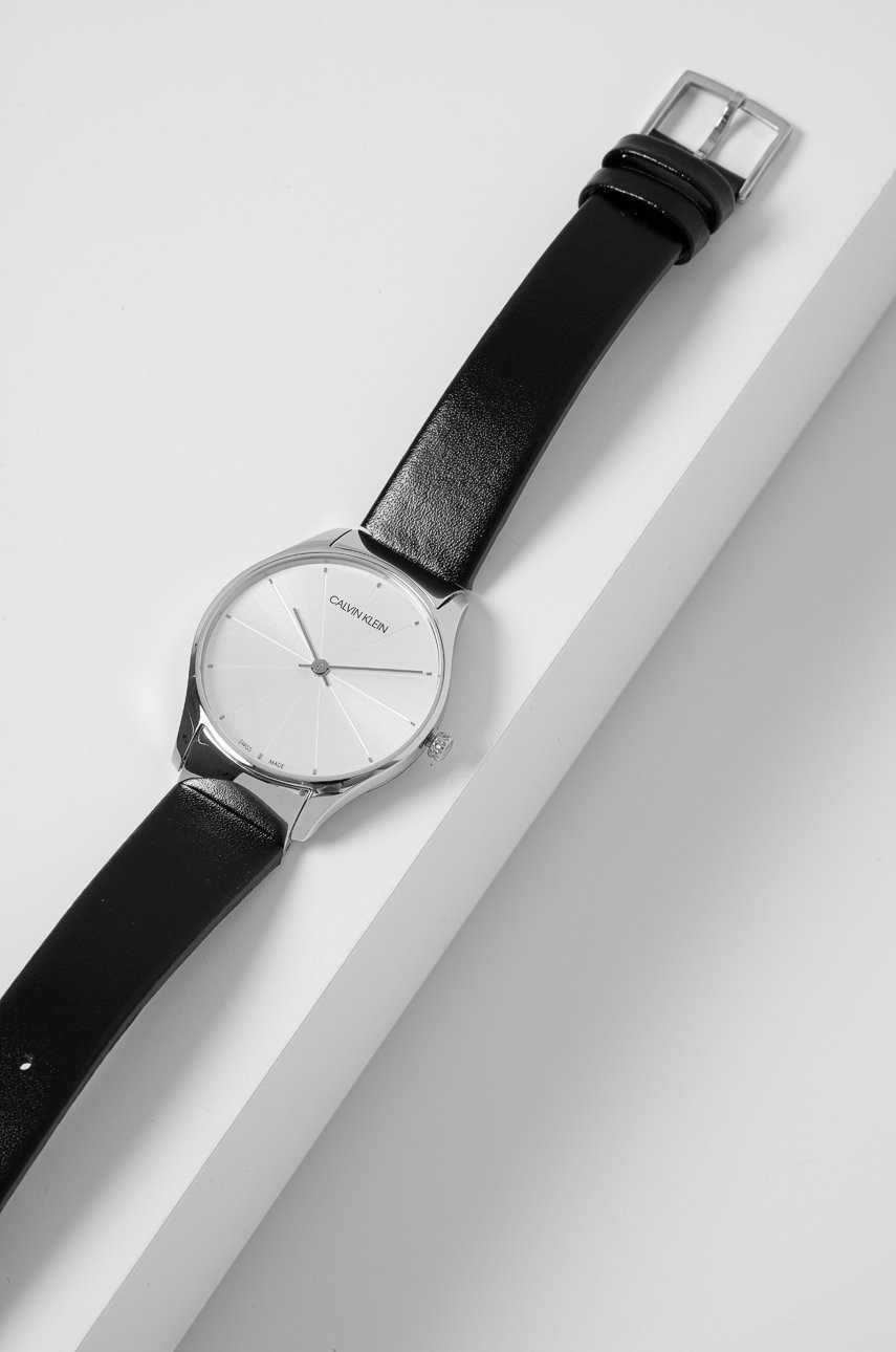 

Годинник Calvin Klein K4D221C6 чоловічий колір срібний