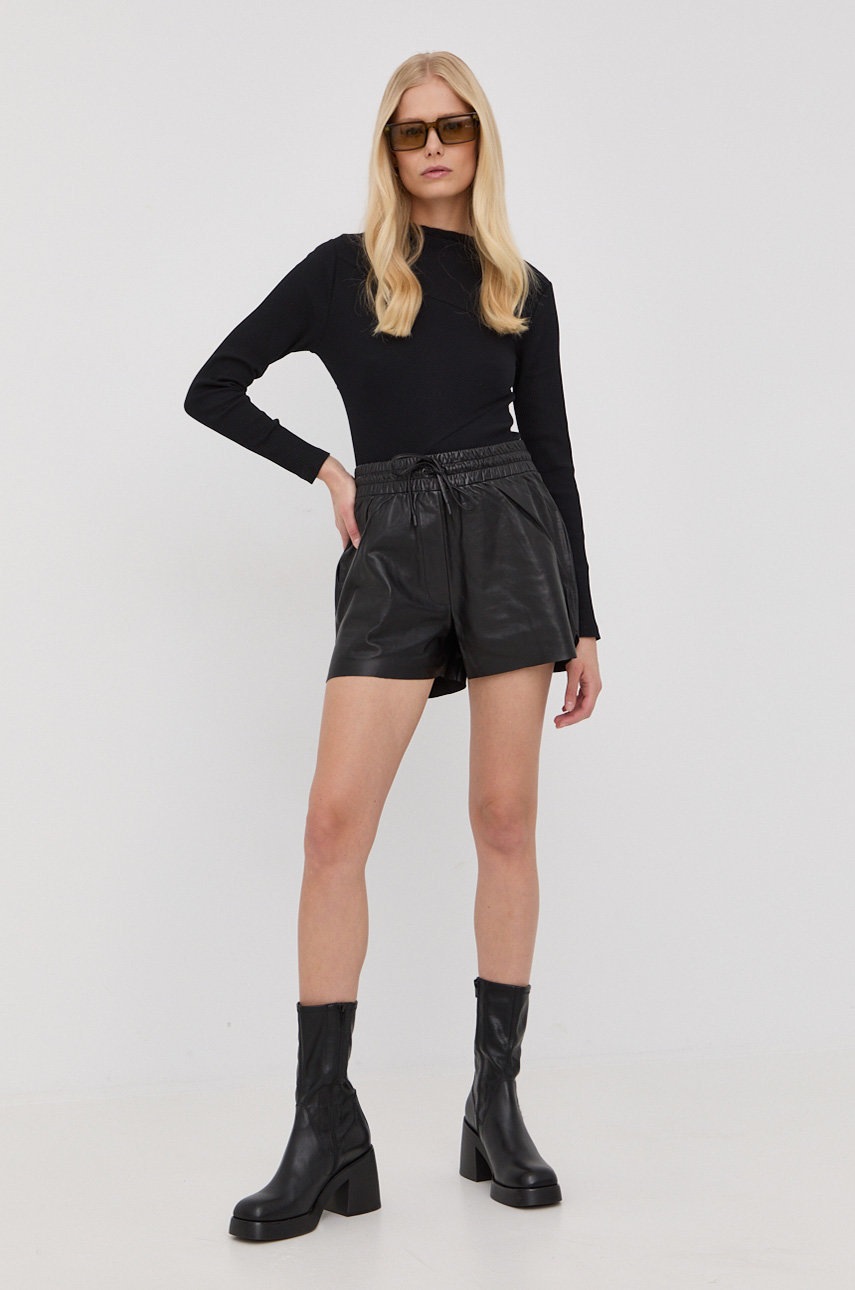 

Блузка AllSaints женская цвет чёрный однотонная