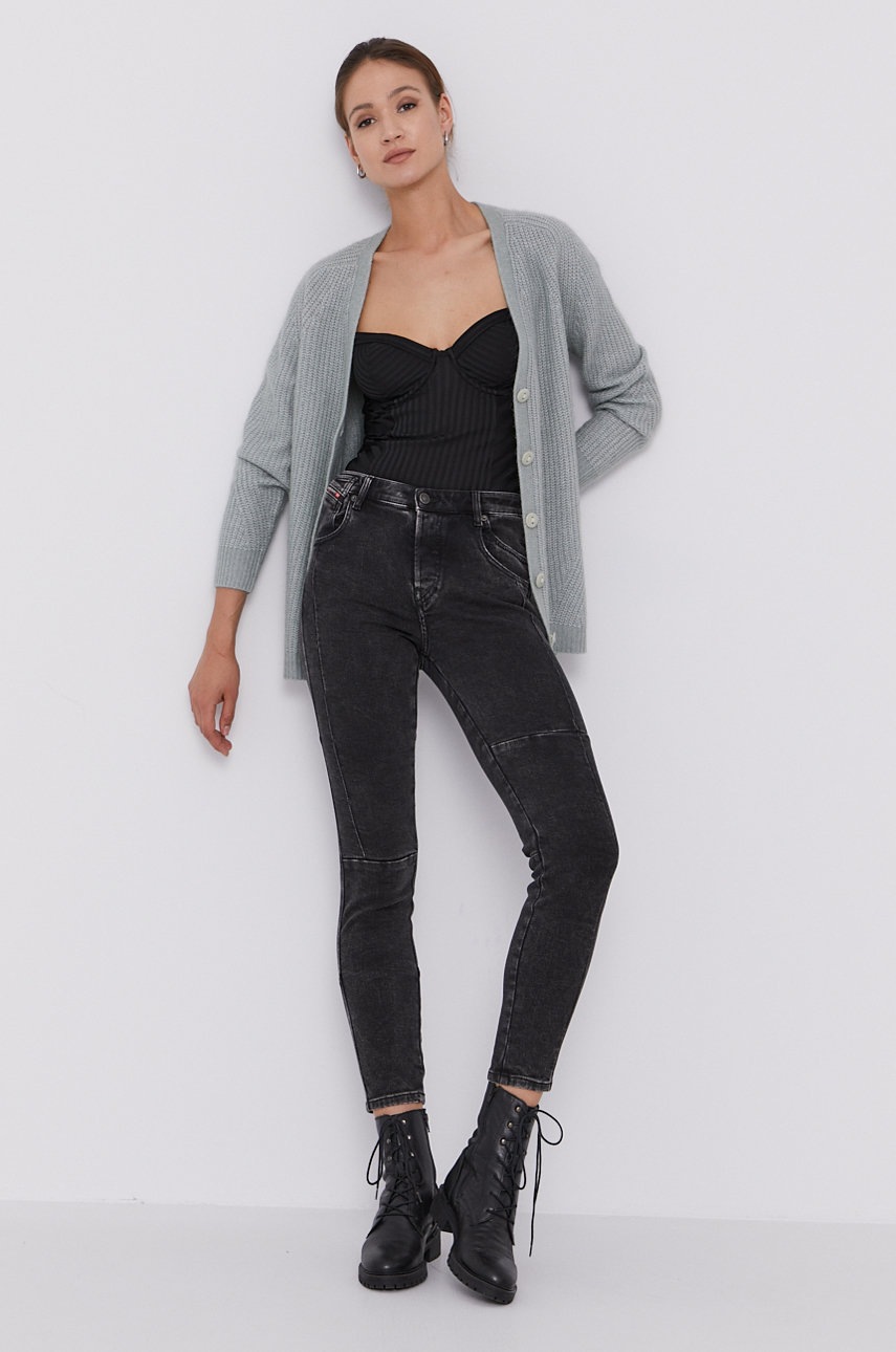 

Топ AllSaints цвет чёрный