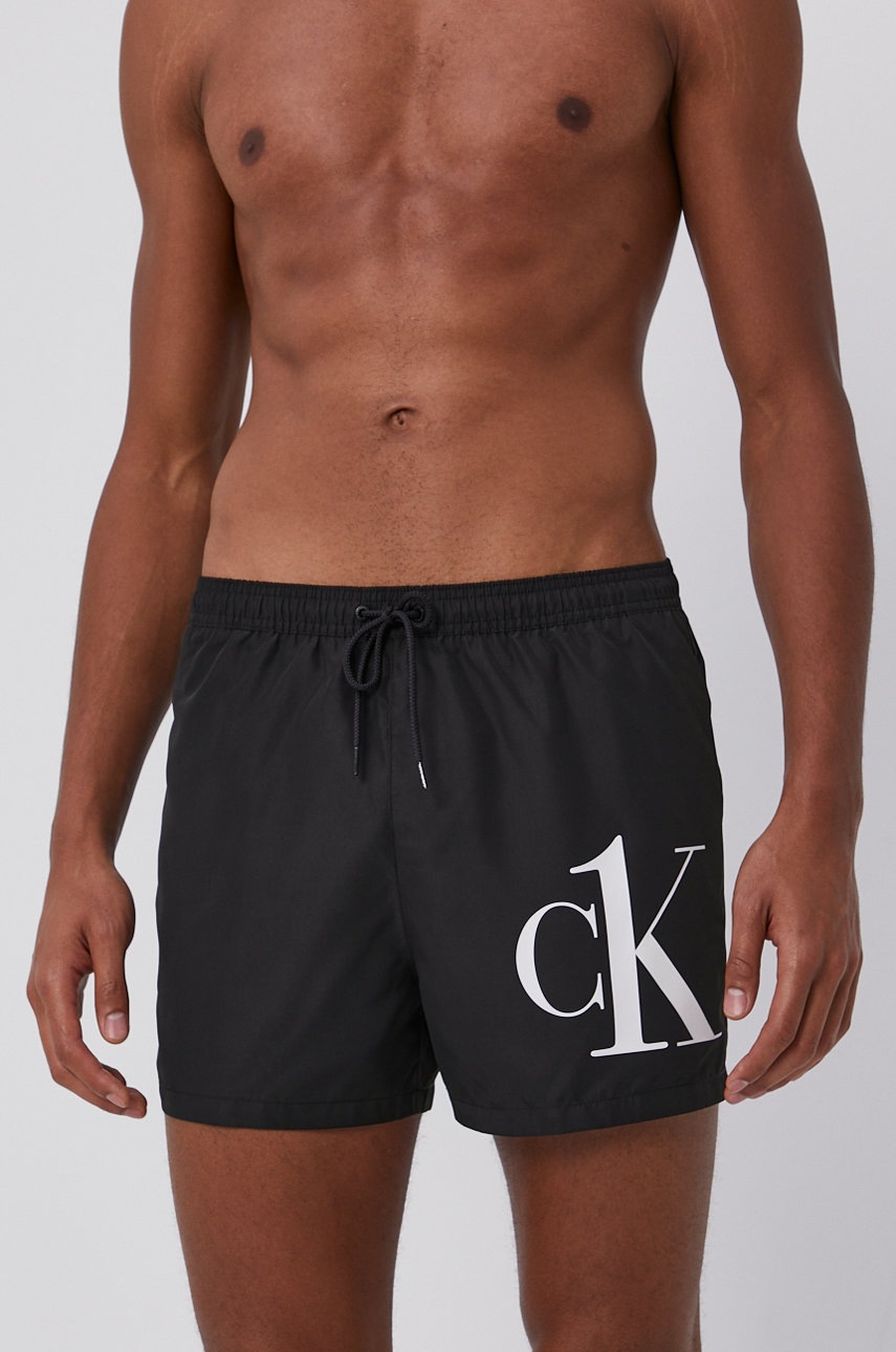 

Calvin Klein - Шорты