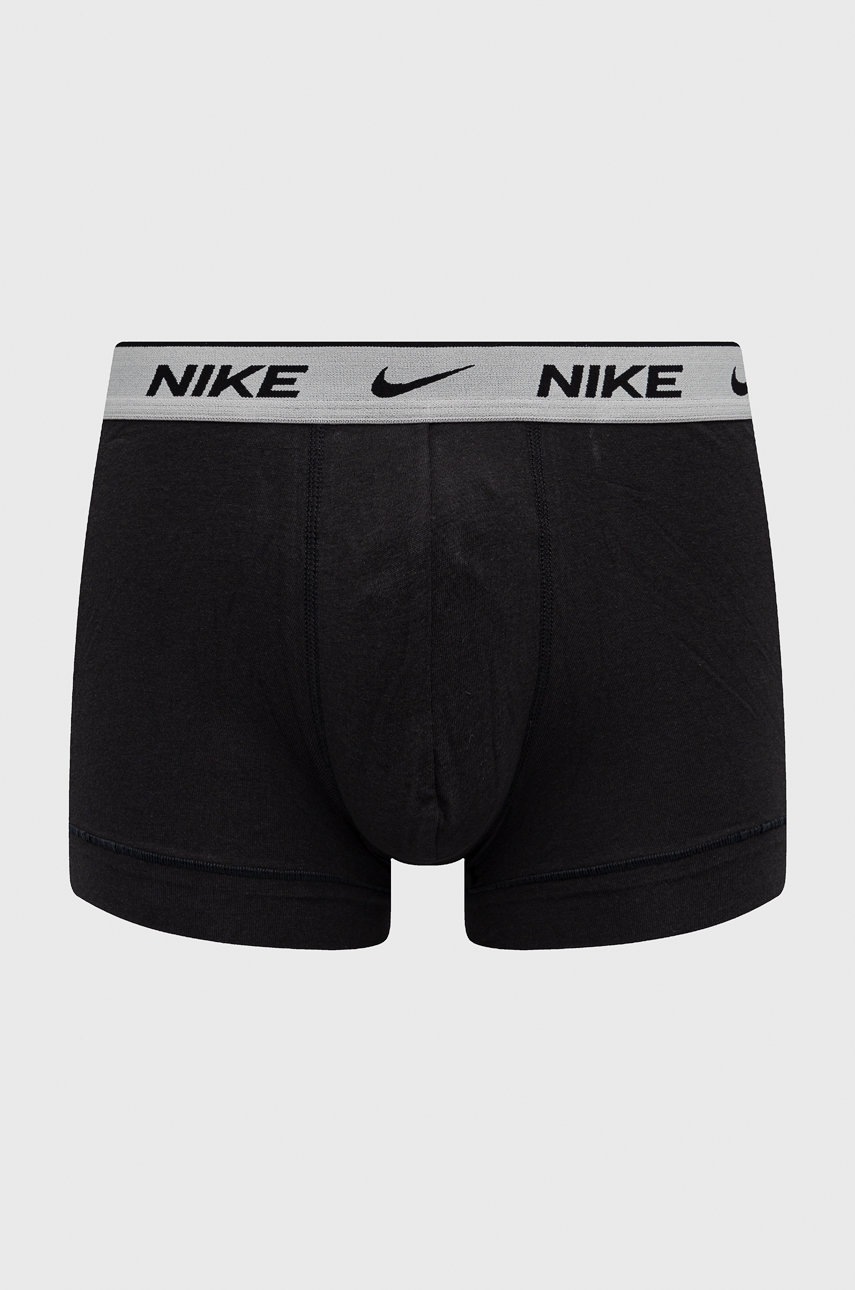 

Функціональна білизна Nike (3 pack) чоловіча колір чорний