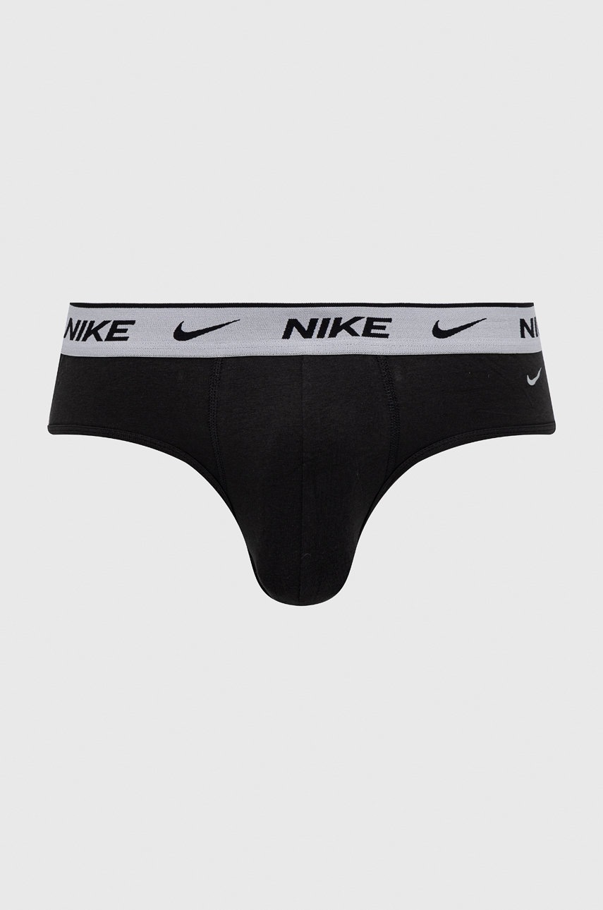 

Слипы Nike мужские цвет чёрный
