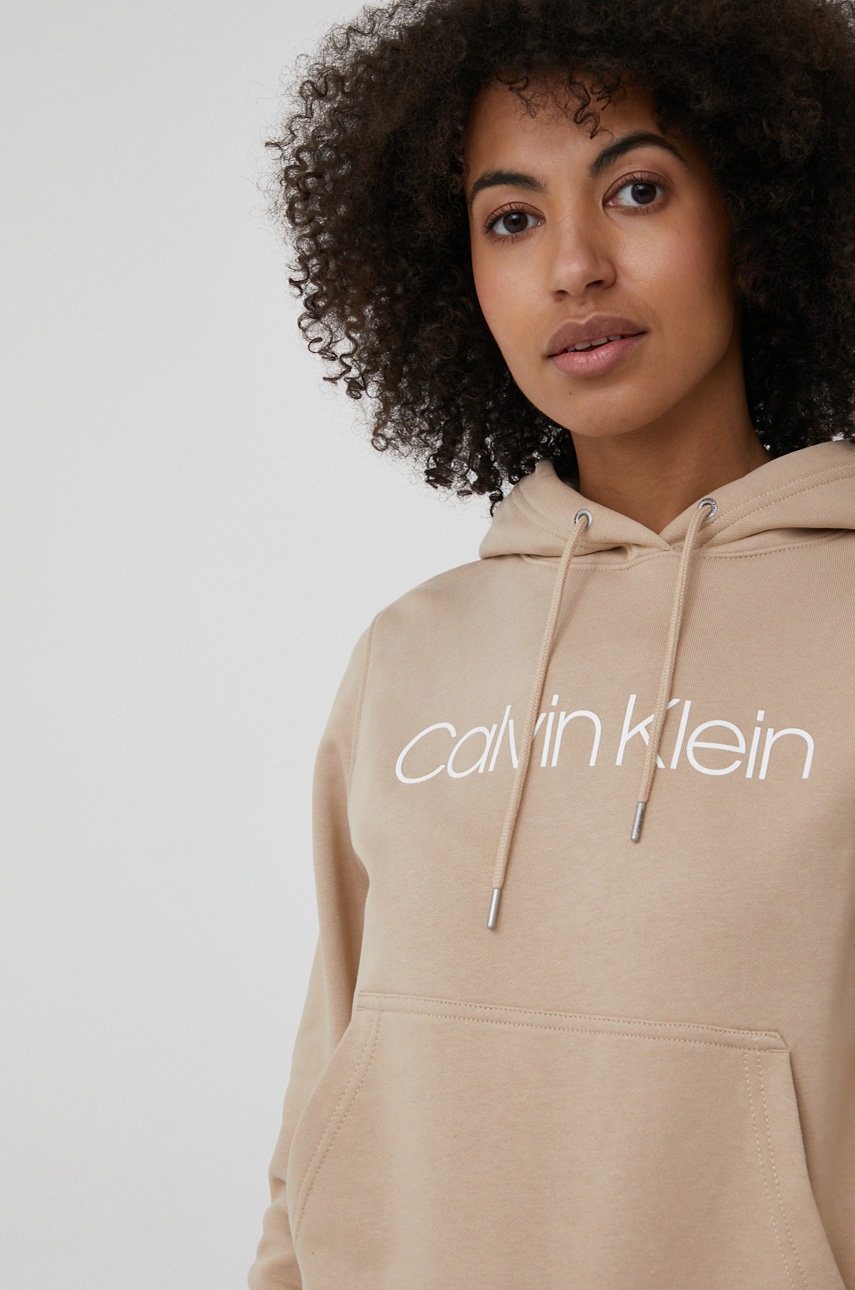 

Суичър Calvin Klein дамски в бежово с принт, Бежов