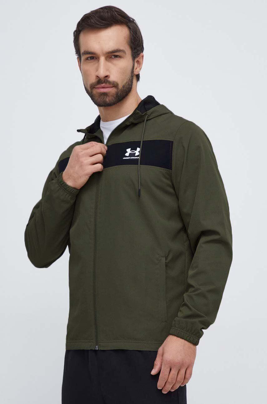 Větrovka Under Armour zelená barva, přechodná - zelená - Hlavní materiál: 100 % Polyester Podší