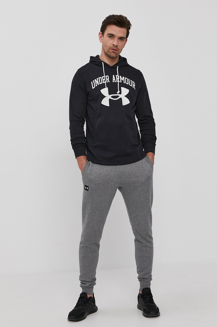 

Кофта Under Armour 1361559 мужская цвет чёрный с принтом