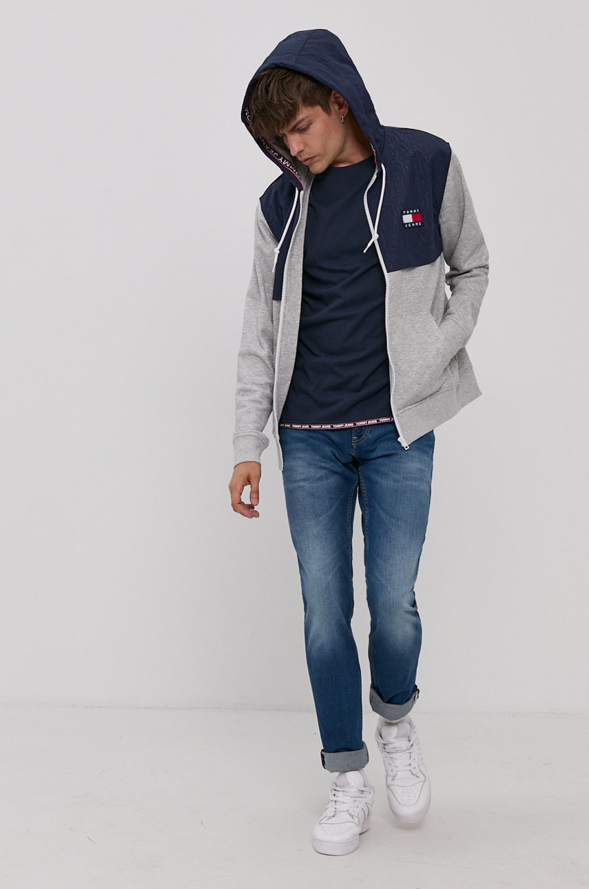 

Кофта Tommy Jeans мужская с аппликацией