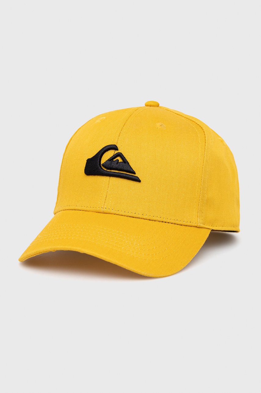 

Шапка с козирка Quiksilver в жълто с апликация, Жълт