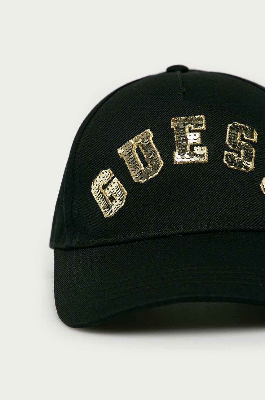 

Кепка Guess з аплікацією