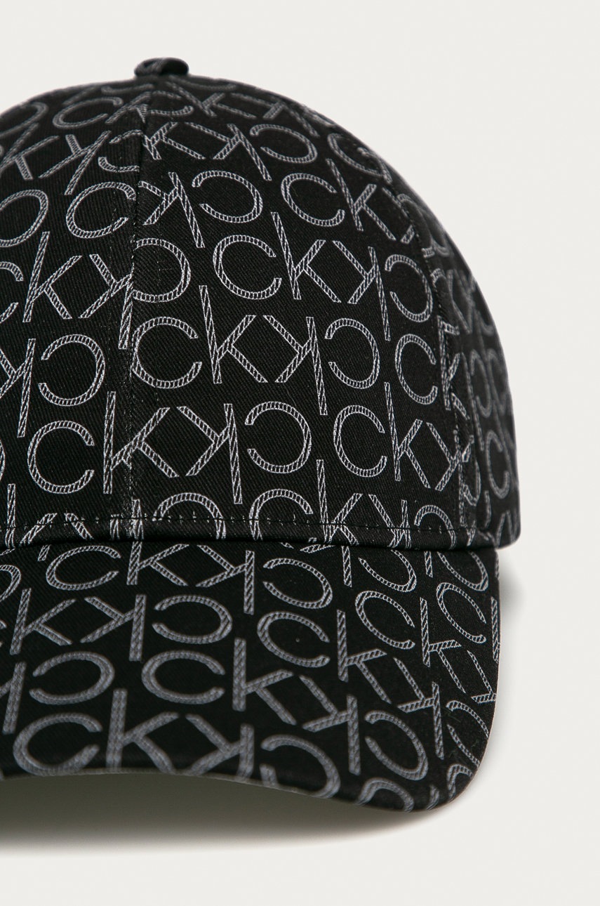 

Calvin Klein - Шапка