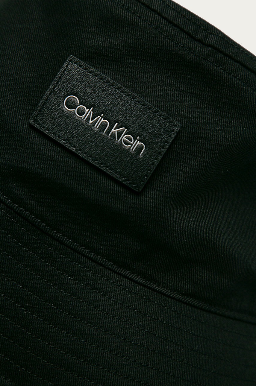 

Calvin Klein - Шляпа
