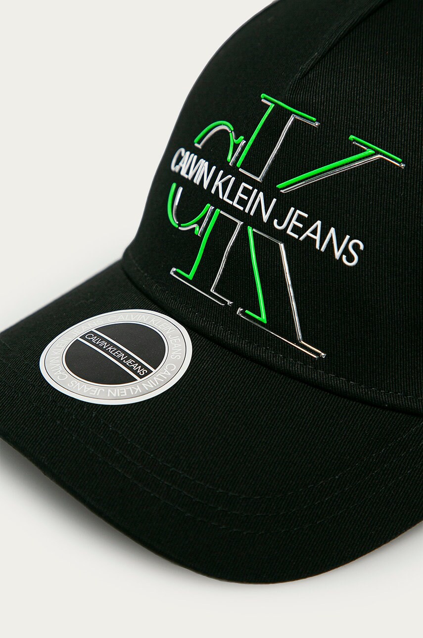 

Calvin Klein Jeans - Шапка