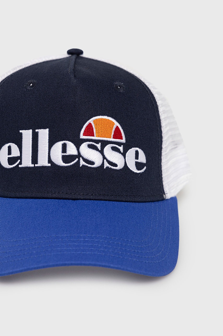 

Шапка Ellesse с аппликацией