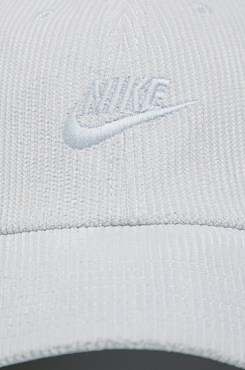

Кепка Nike Sportswear с аппликацией