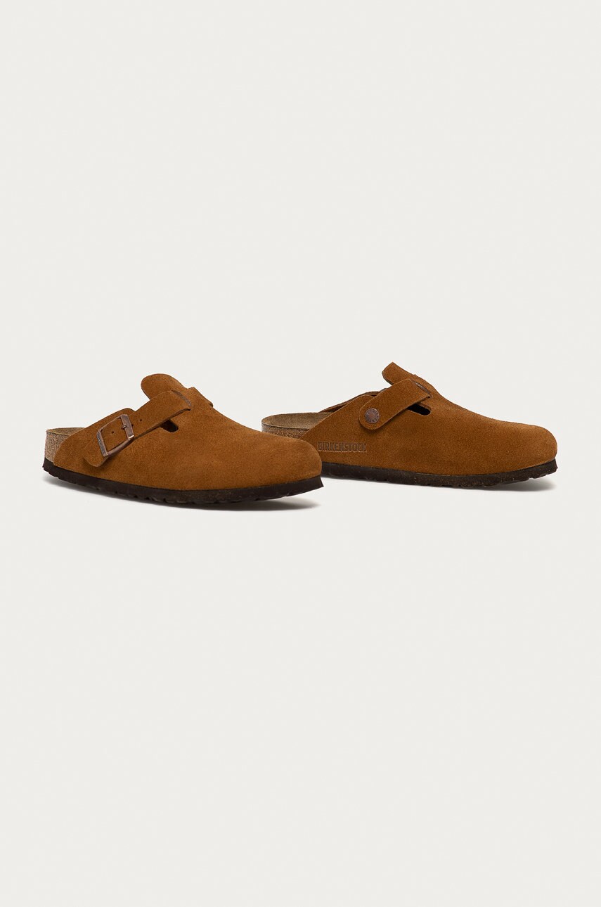

Замшевые шлепанцы Birkenstock женские цвет коричневый
