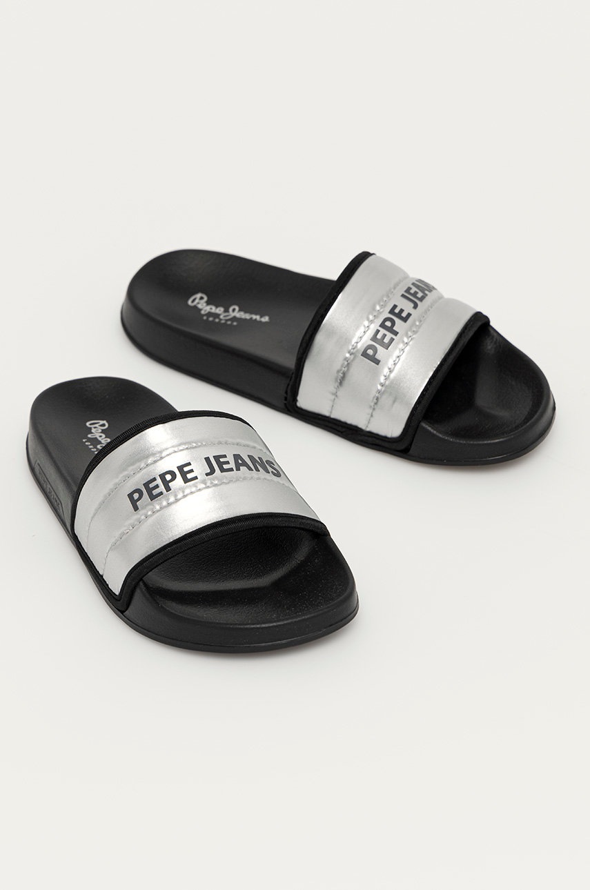 

Шльопанці Pepe Jeans жіночі колір срібний