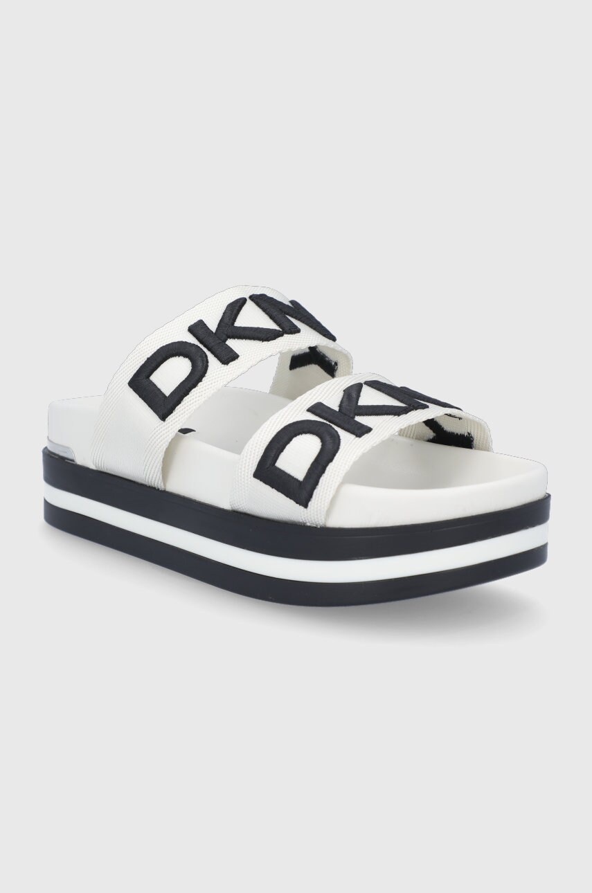 

Шльопанці Dkny жіночі колір кремовий на платформі