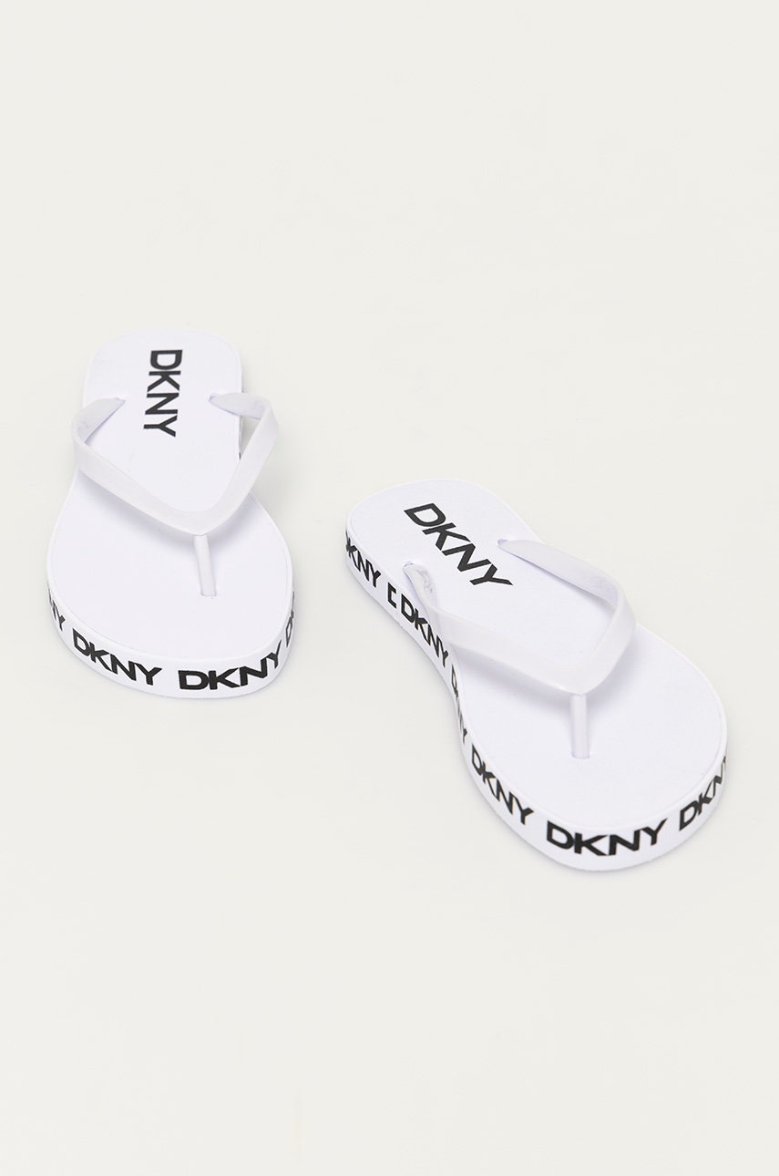 

Вьетнамки Dkny женские цвет белый на плоском ходу