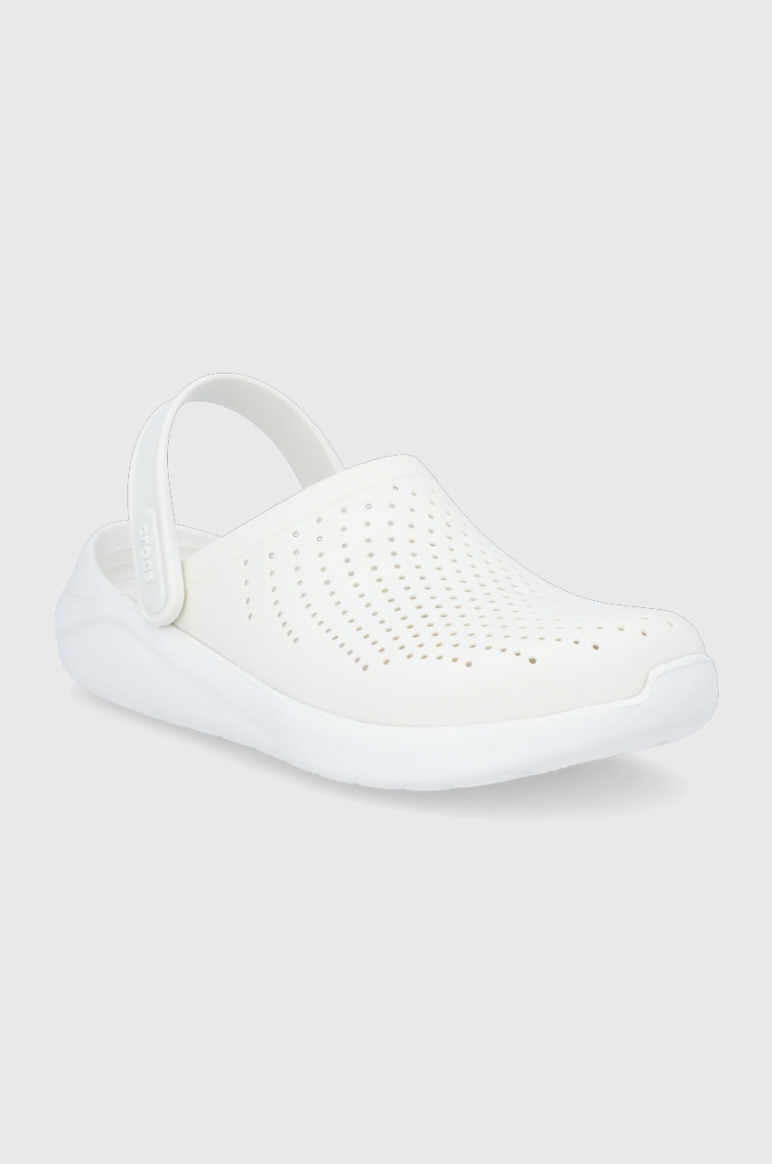 

Crocs - Шльопанці