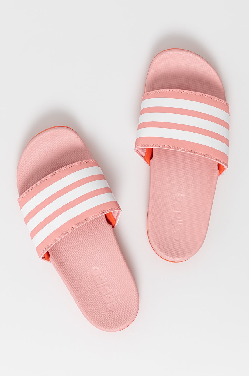 

Шльопанці adidas жіночі колір рожевий