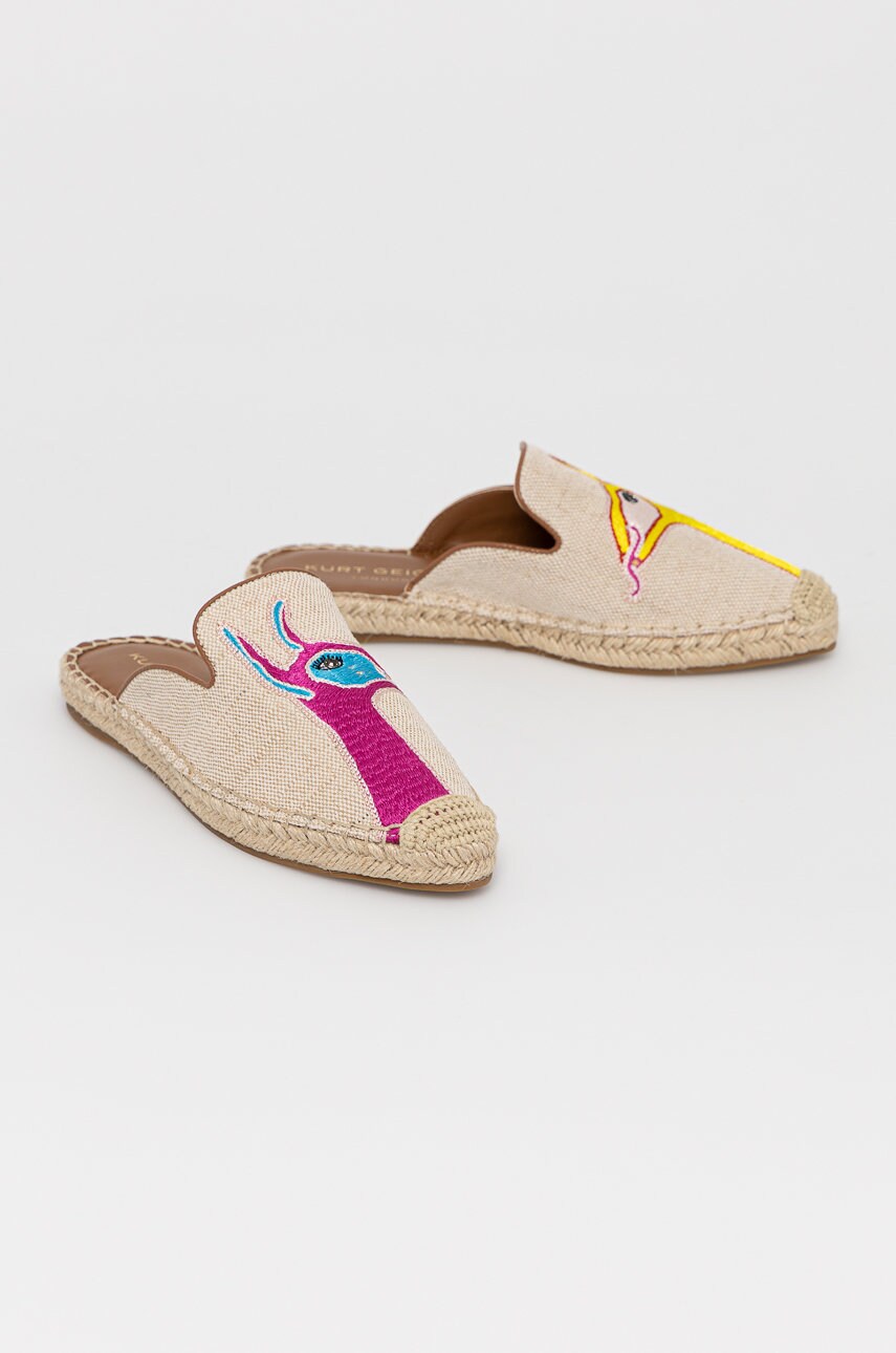 

Шлепанцы Kurt Geiger London цвет бежевый