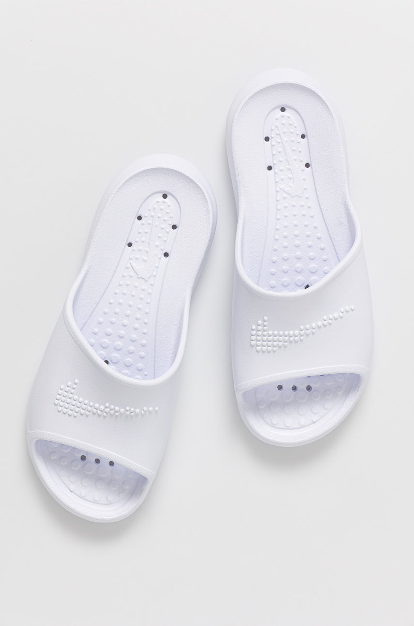 

Шлепанцы Nike Sportswear женские цвет белый