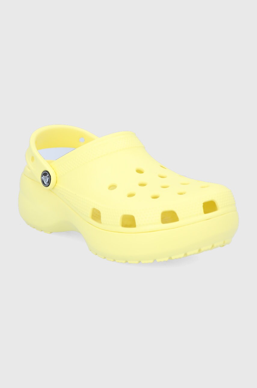 

Шльопанці Crocs жіночі на платформі