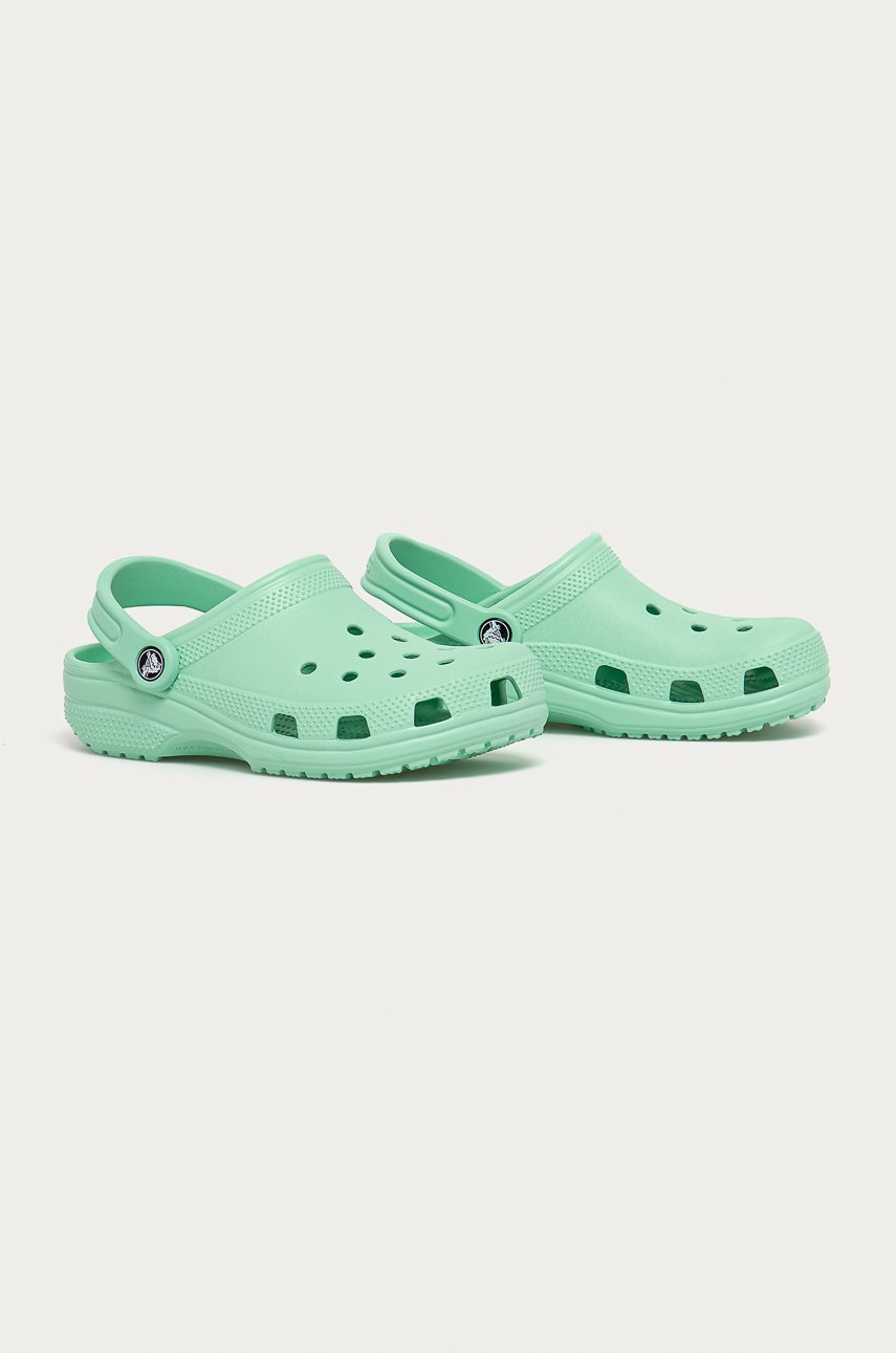 

Детские шлепанцы Crocs