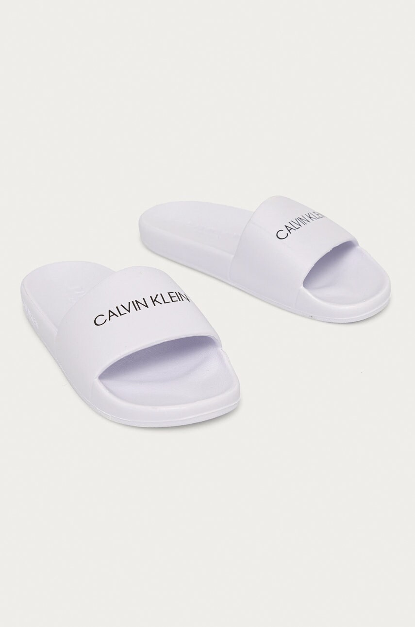 

Calvin Klein - Шлепанцы