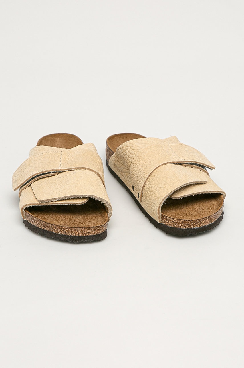

Шкіряні шльопанці Birkenstock чоловічі колір бежевий