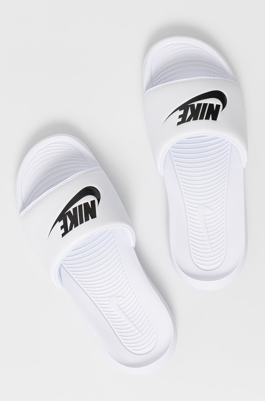 

Шльопанці Nike Sportswear чоловічі колір білий