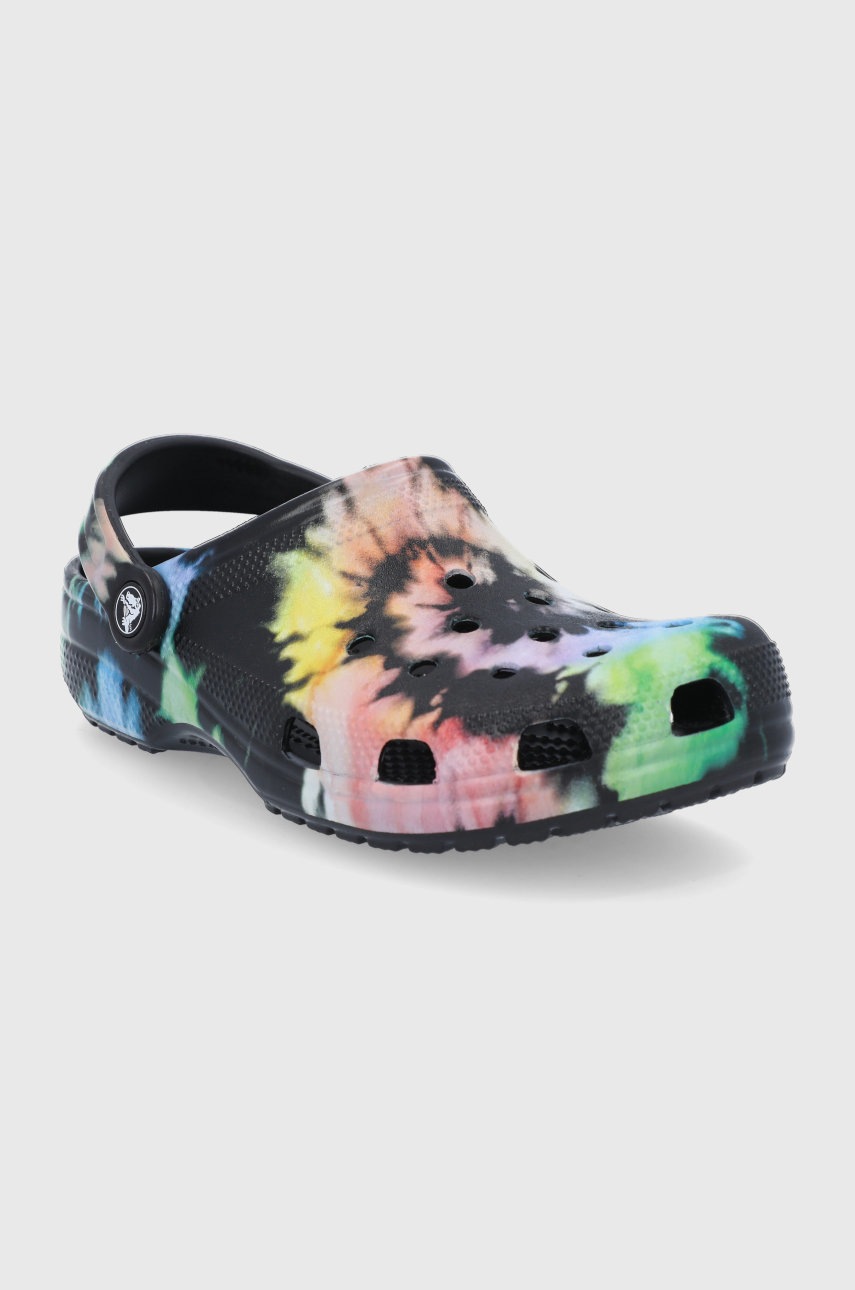 

Шльопанці Crocs колір чорний