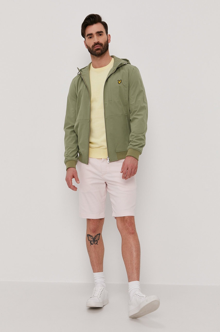 

Куртка Lyle & Scott чоловіча колір зелений перехідна