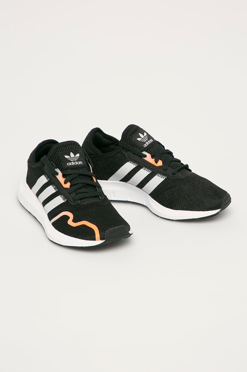 

adidas Originals - Детские кроссовки Swift Run X