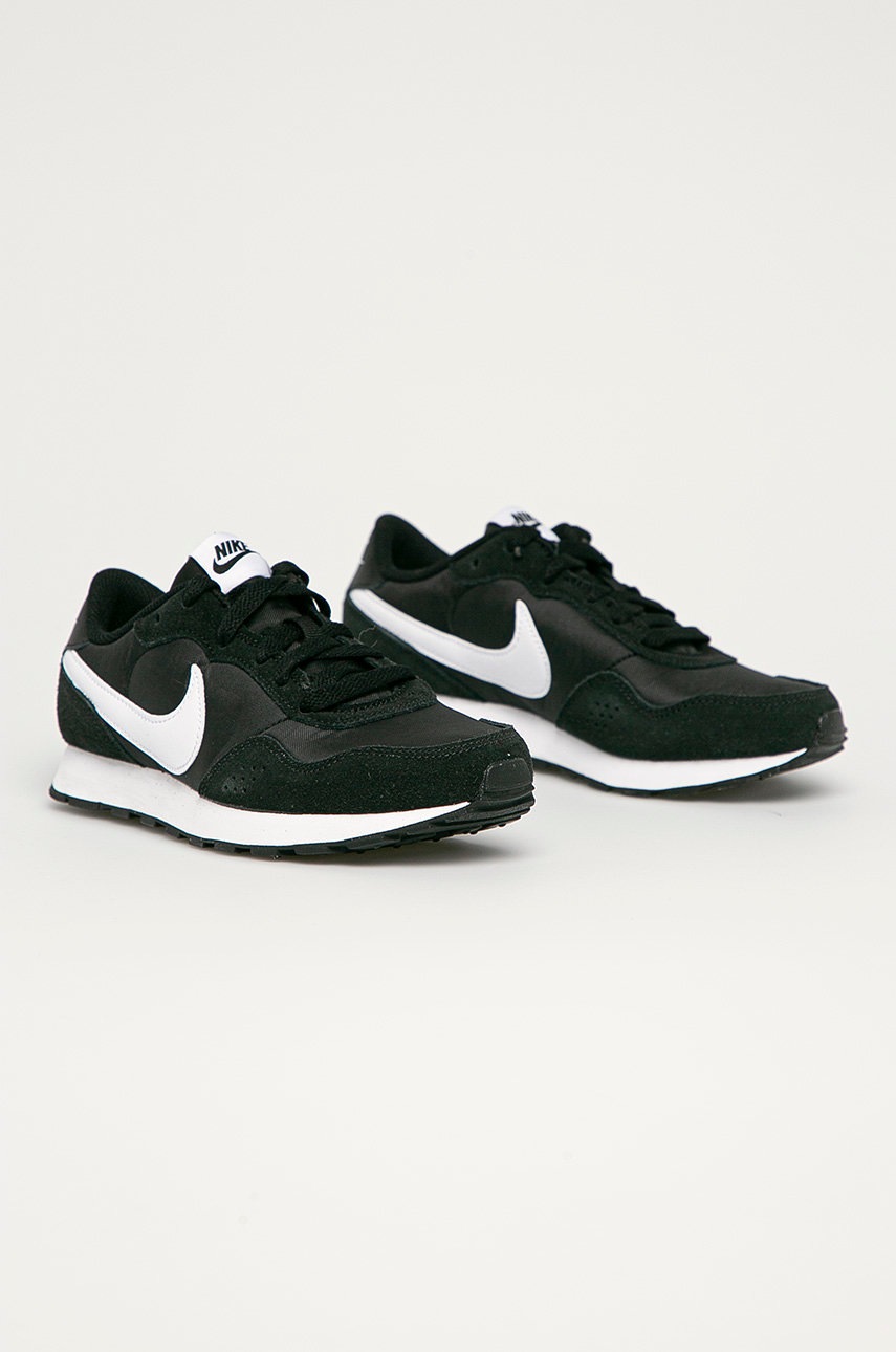 

Nike Kids - Дитячі черевики MD Valiant