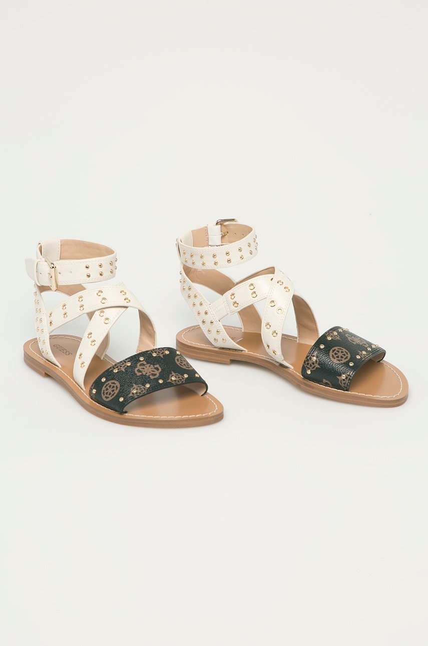 

Guess - Сандалі