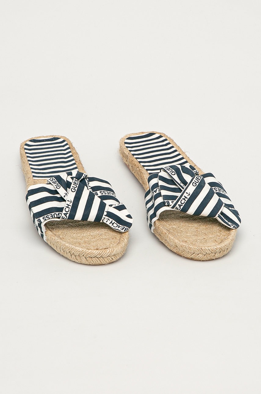 

Шльопанці Guess жіночі колір чорний