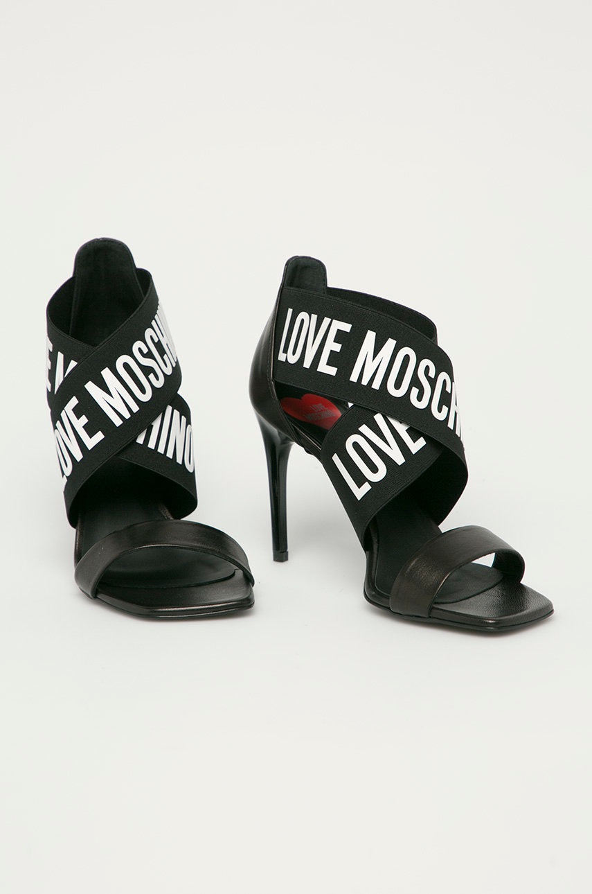 

Love Moschino - Сандалі